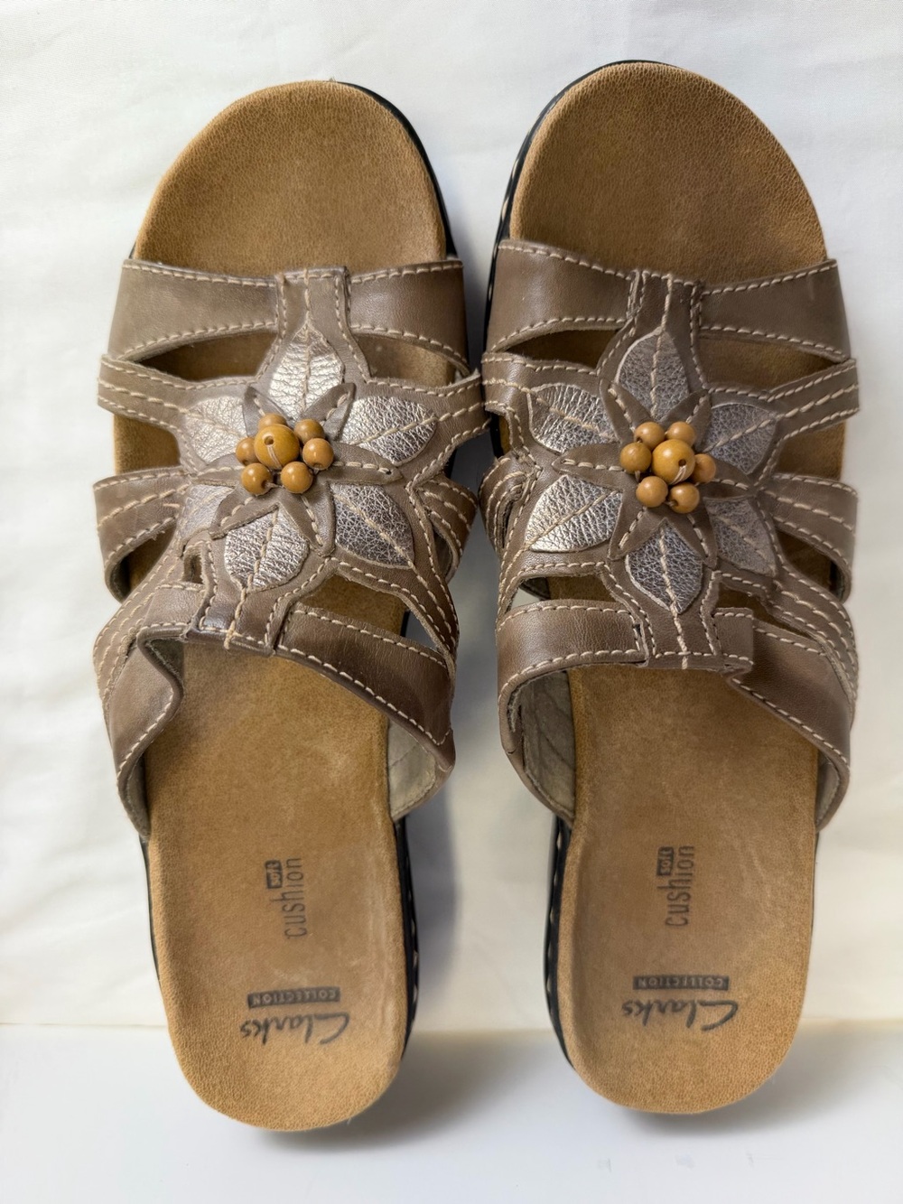 Clarks Collection Floral Wedge Slide Sandals Taupe Metallic 9.5M Casual Walking